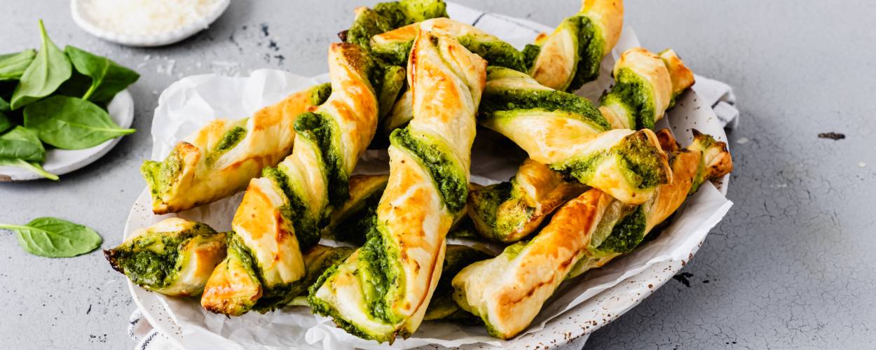 Twister z parmezanem i szpinakiem