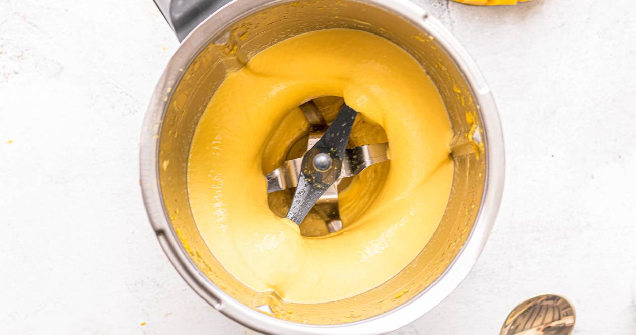 Miękkie lody z mango bez dodatku cukru