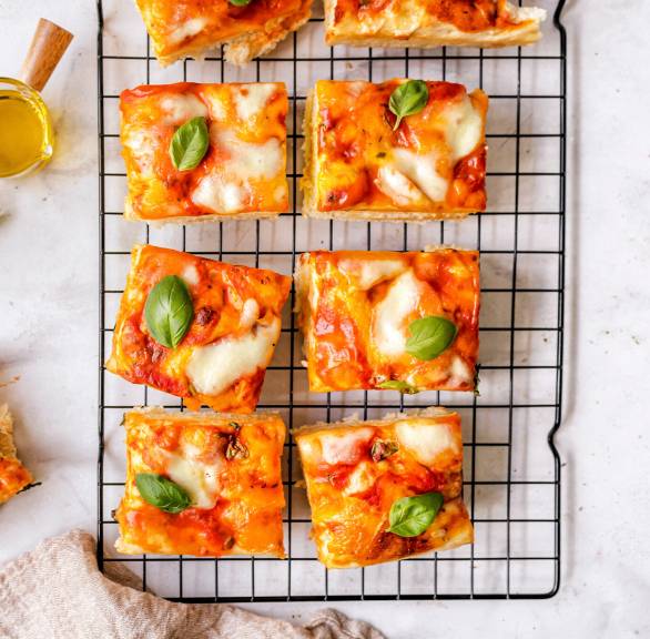 Focaccia pomidor-mozzarella