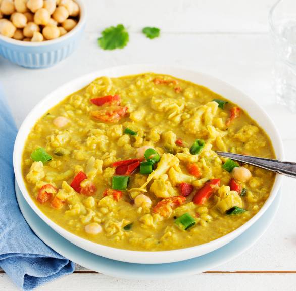 Kalafior curry z ciecierzycą