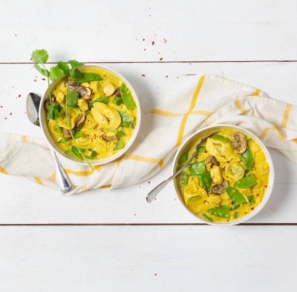 Tortellini z kurczakiem w sosie śmietanowym