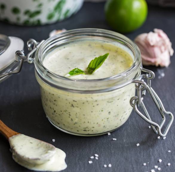 Dressing jogurtowo-limonkowy