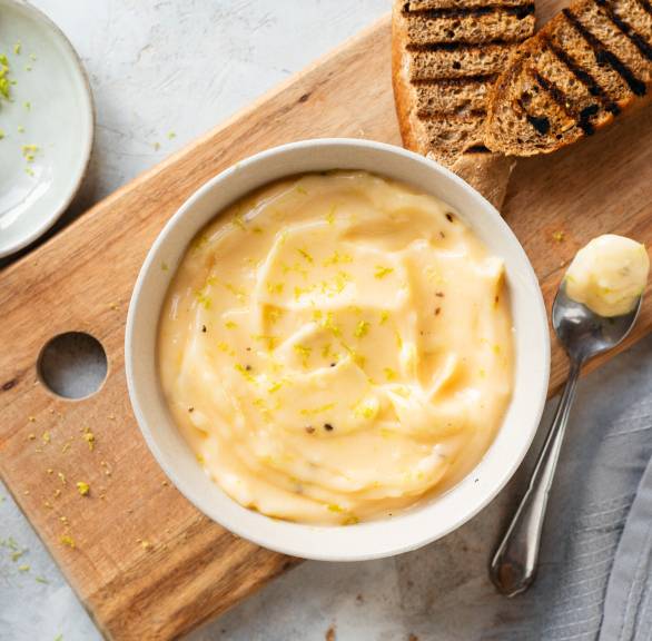 Limonkowe aioli