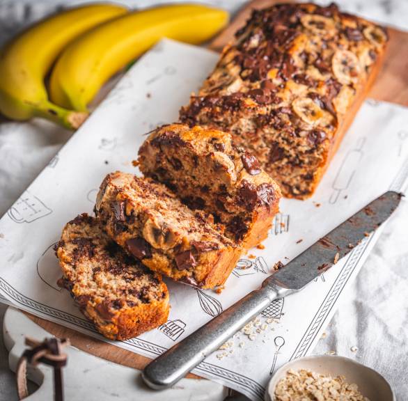Owsiany chlebek bananowy z kawałkami czekolady