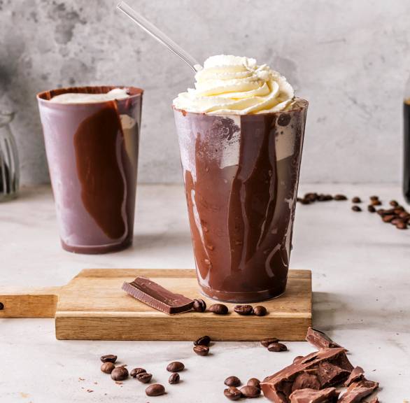 Cracked Iced Coffee (kawa mrożona z kruszonym lodem)