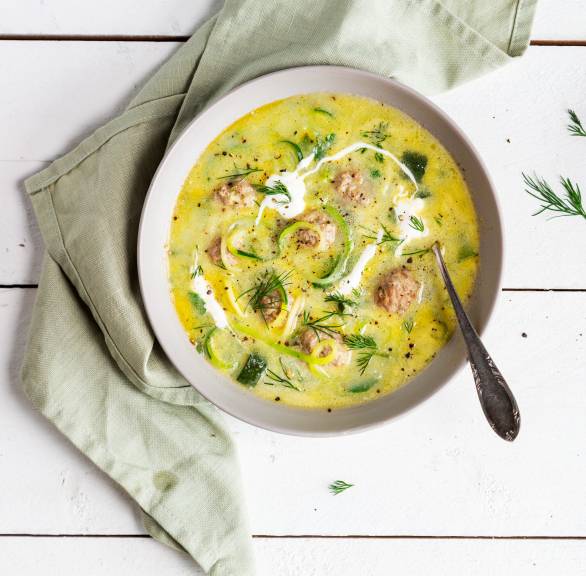 Low carb gulasz z cukinią i pulpetami