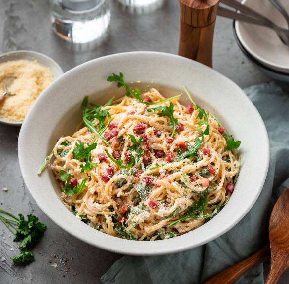 Sałatka spaghetti carbonara