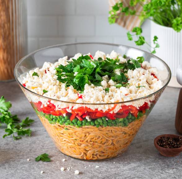 Sałatka spaghetti w stylu Djuvec