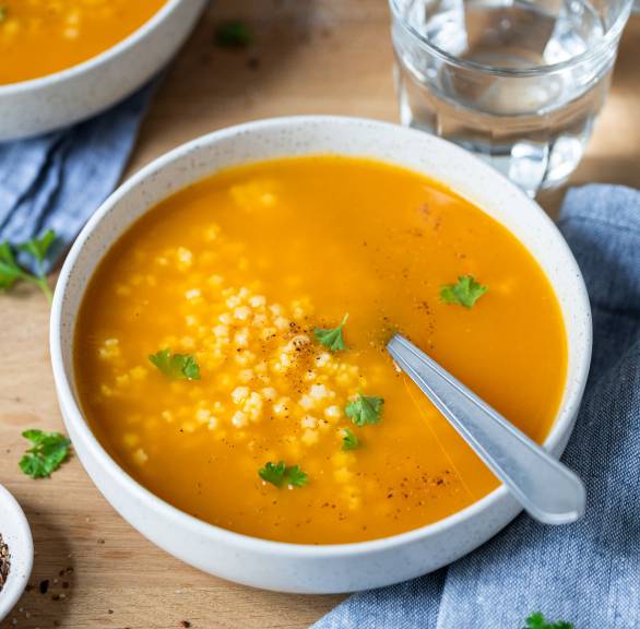 Naturalna „penicylina” – włoska zupa pastina
