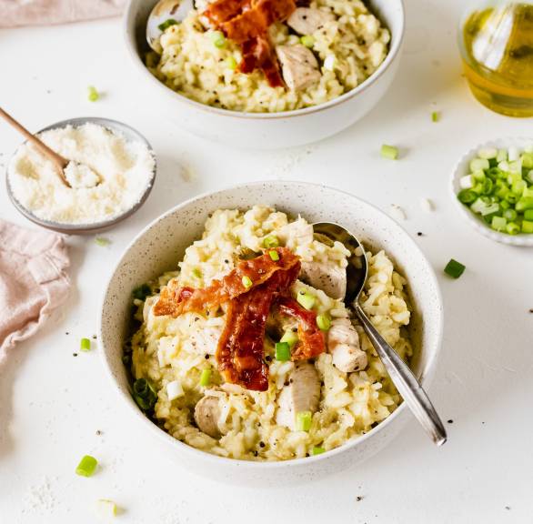 Wiosenne risotto z kurczakiem i boczkiem