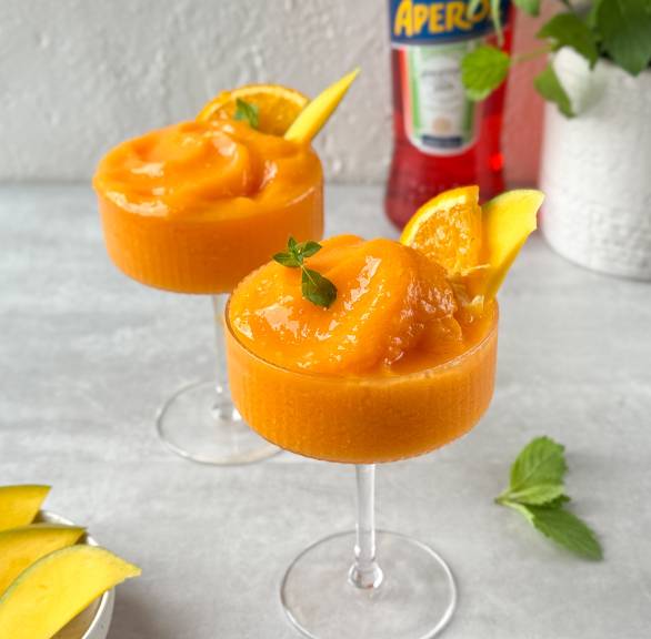 Mrożony Aperol spritz z mango
