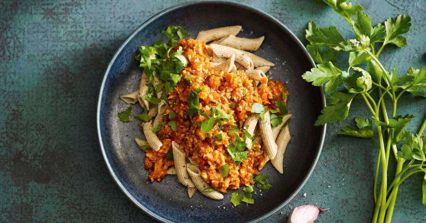 Wegańskie kalafiorowe Bolognese