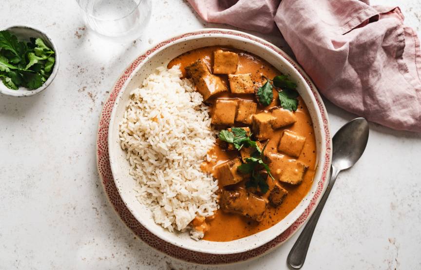 Wegetariański "Butter Chicken" z tofu