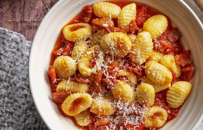 Gnocchi all’Amatriciana – jak u Jamiego Olivera