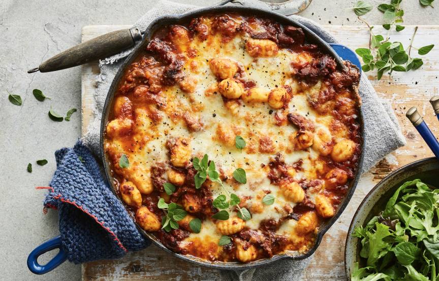 Zapiekane gnocchi w sosie bolońskim