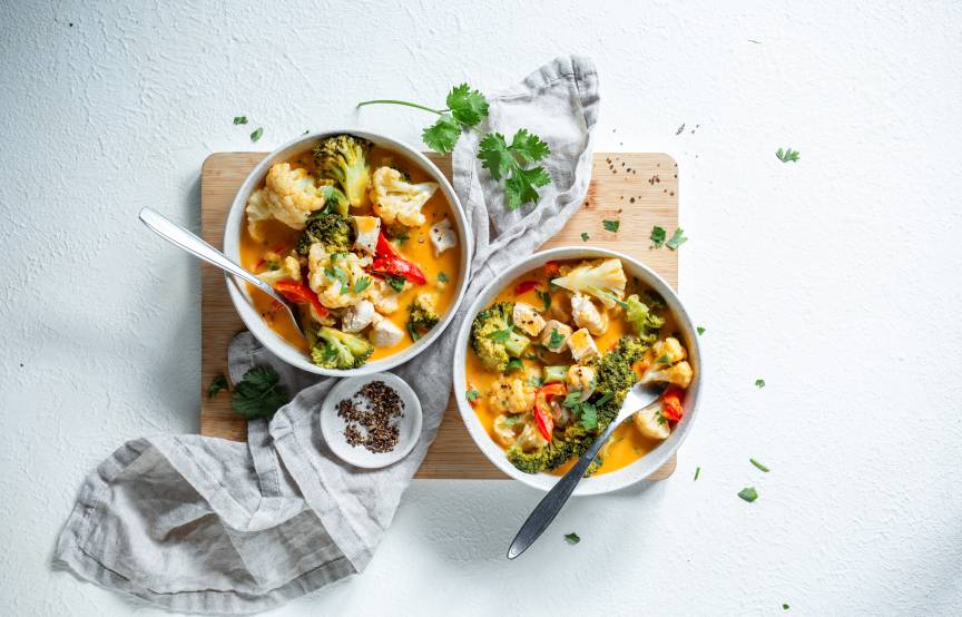 Brokułowo-kalafiorowe curry