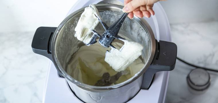 Śmietana w Monsieur Cuisine