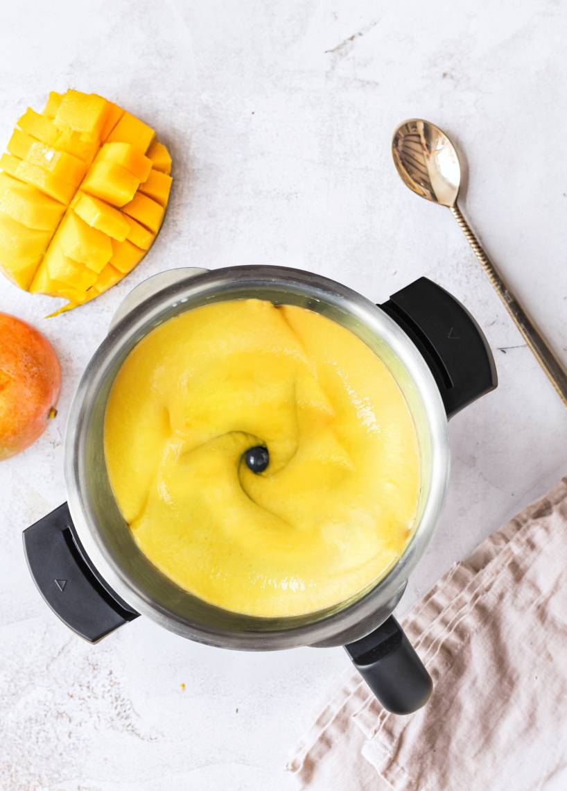 Miękkie lody z mango bez dodatku cukru