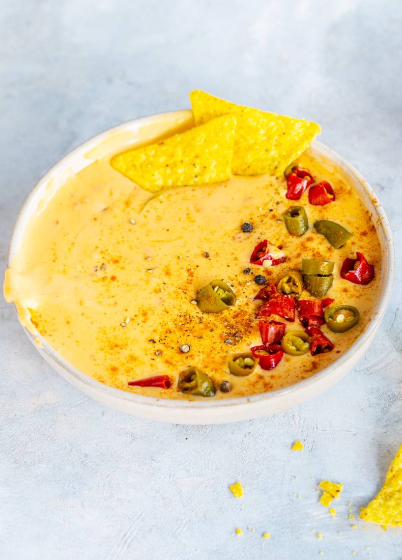Pikantny dip serowy nacho