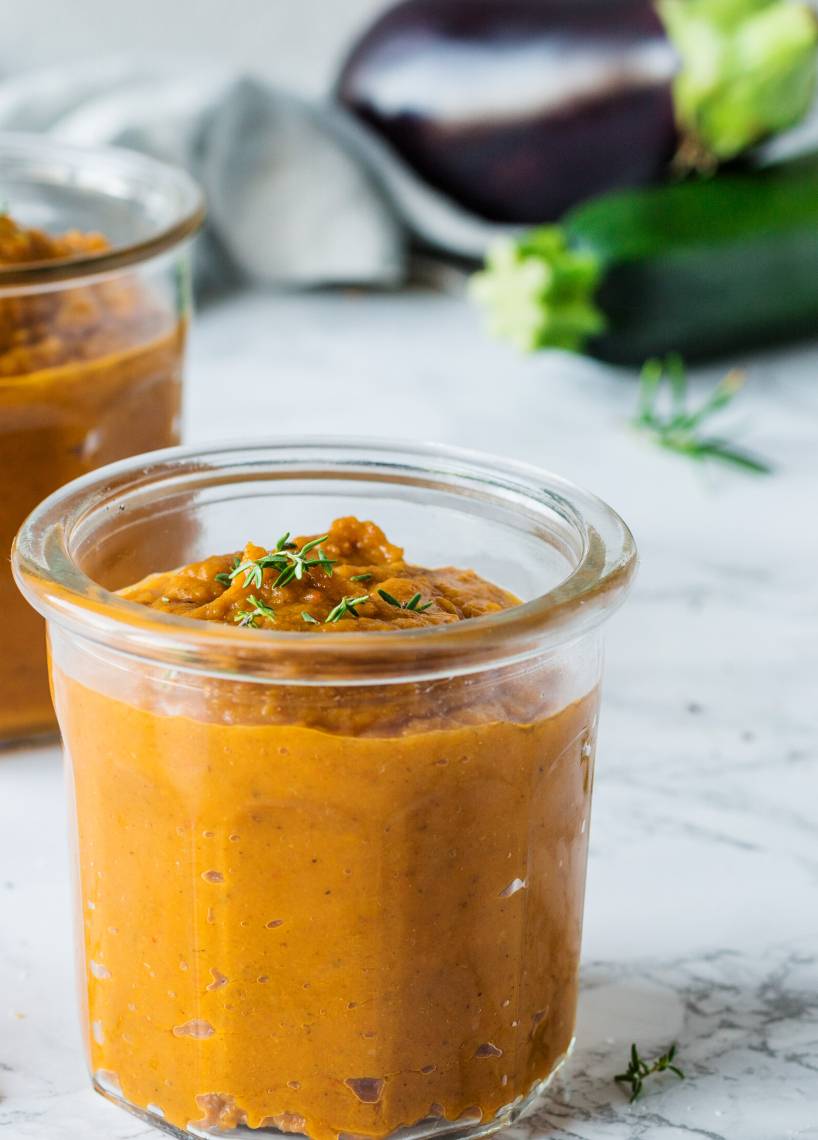 Śródziemnomorska warzywna pasta przyprawowa