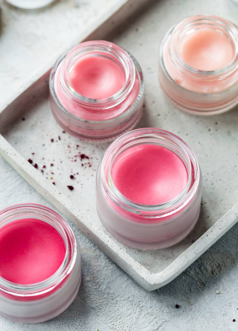 Pomadka ombre dla pięknych różowych ust