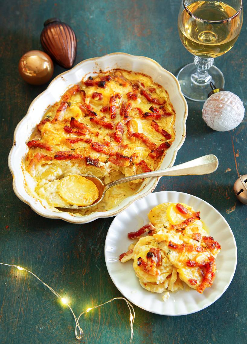 Zapiekanka z ziemniaków i brie z boczkiem