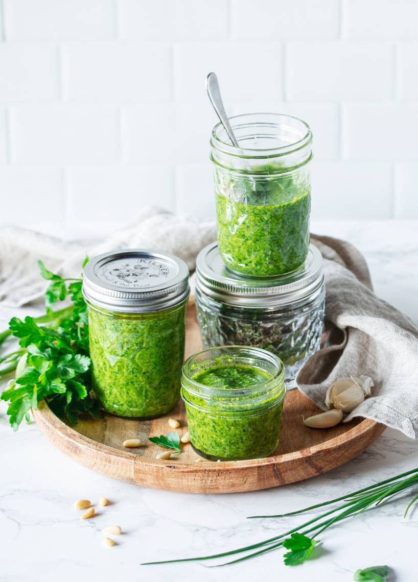 Pesto z ziół ogrodowych