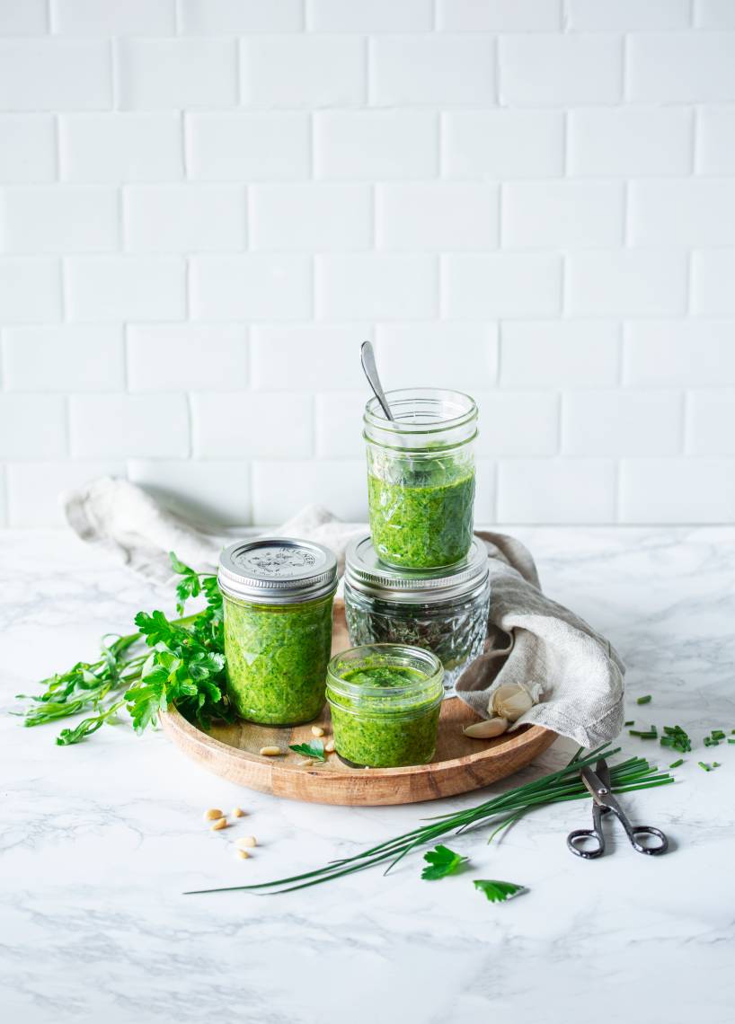 Pesto z ziół ogrodowych