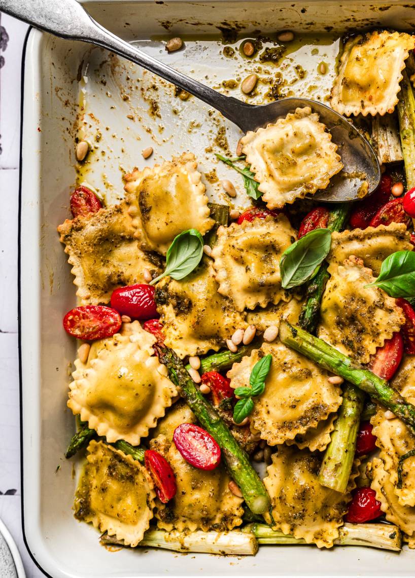 Wiosenne ravioli z blachy