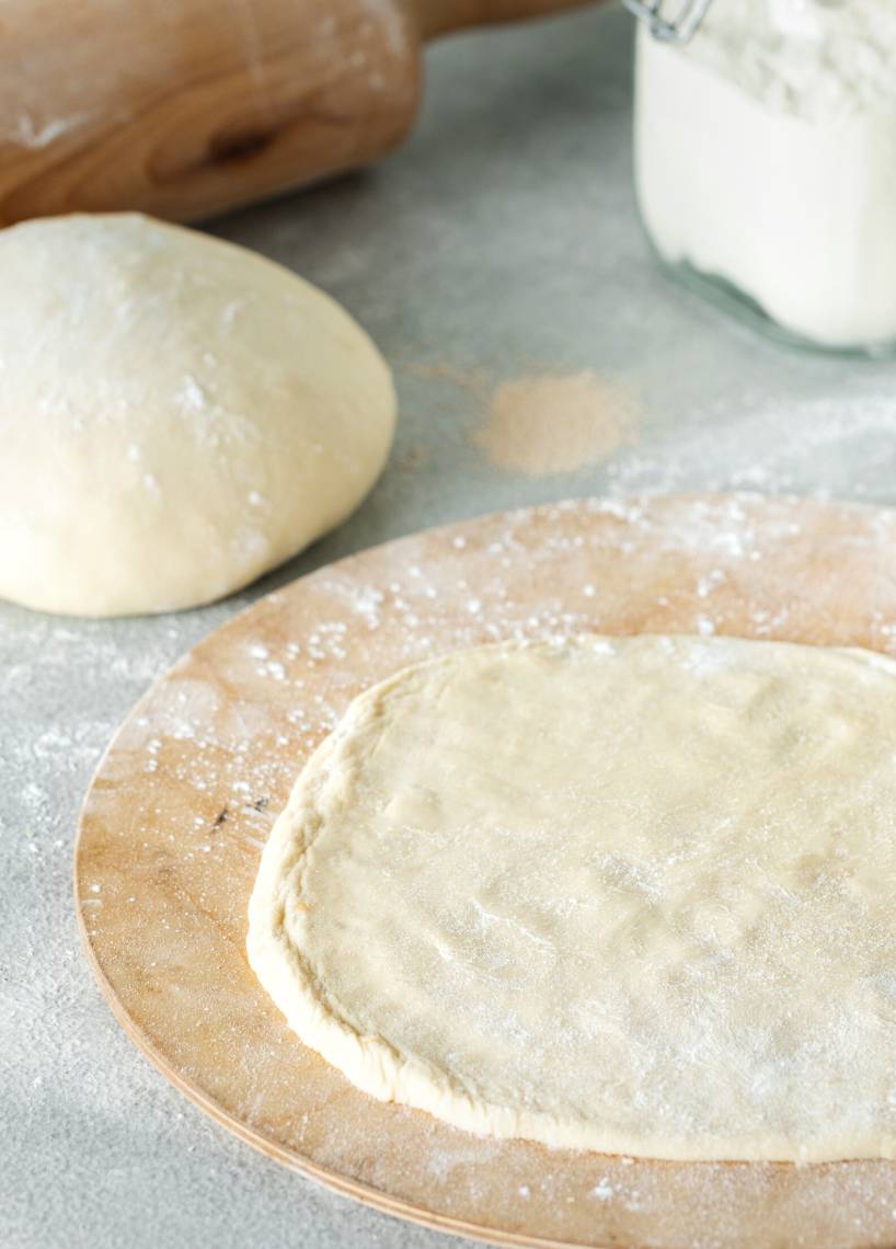 Ciasto na pizzę z suchymi drożdżami