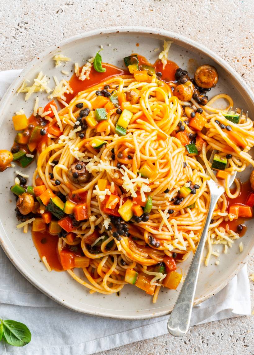 Śródziemnomorska sałatka spaghetti