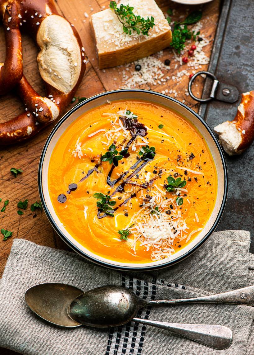 Zupa dyniowa z parmezanem