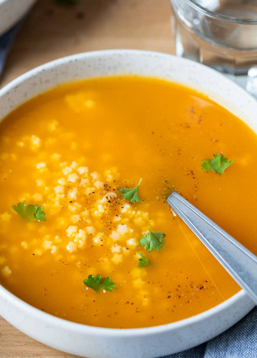 Naturalna „penicylina” – włoska zupa pastina