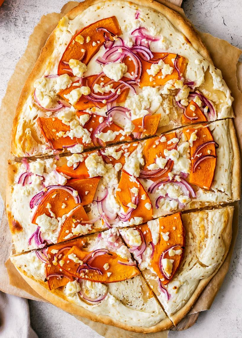 Tarte flambée z dynią i fetą