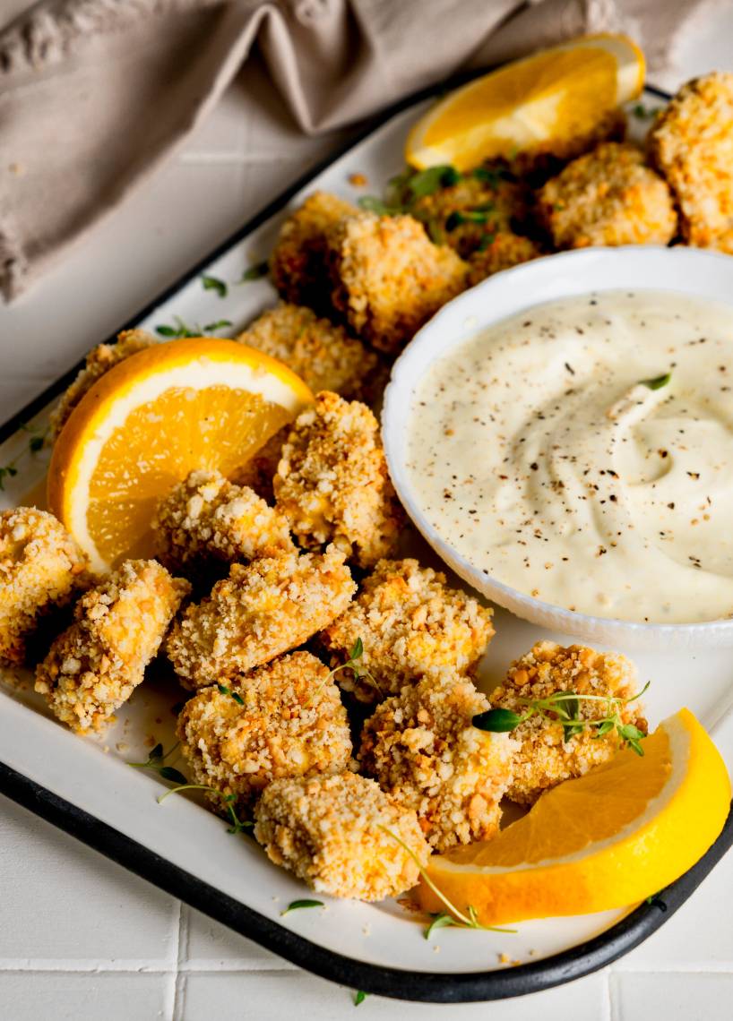 Nuggetsy z tofu z dipem jogurtowo-pomarańczowym