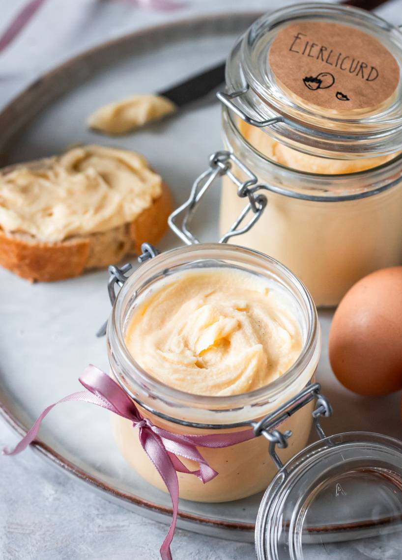 Ajerkoniakowy curd - idealny krem do pieczywa