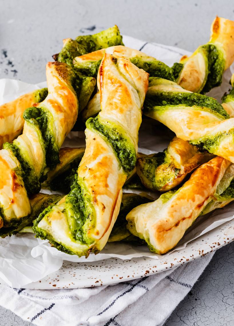 Twister z parmezanem i szpinakiem
