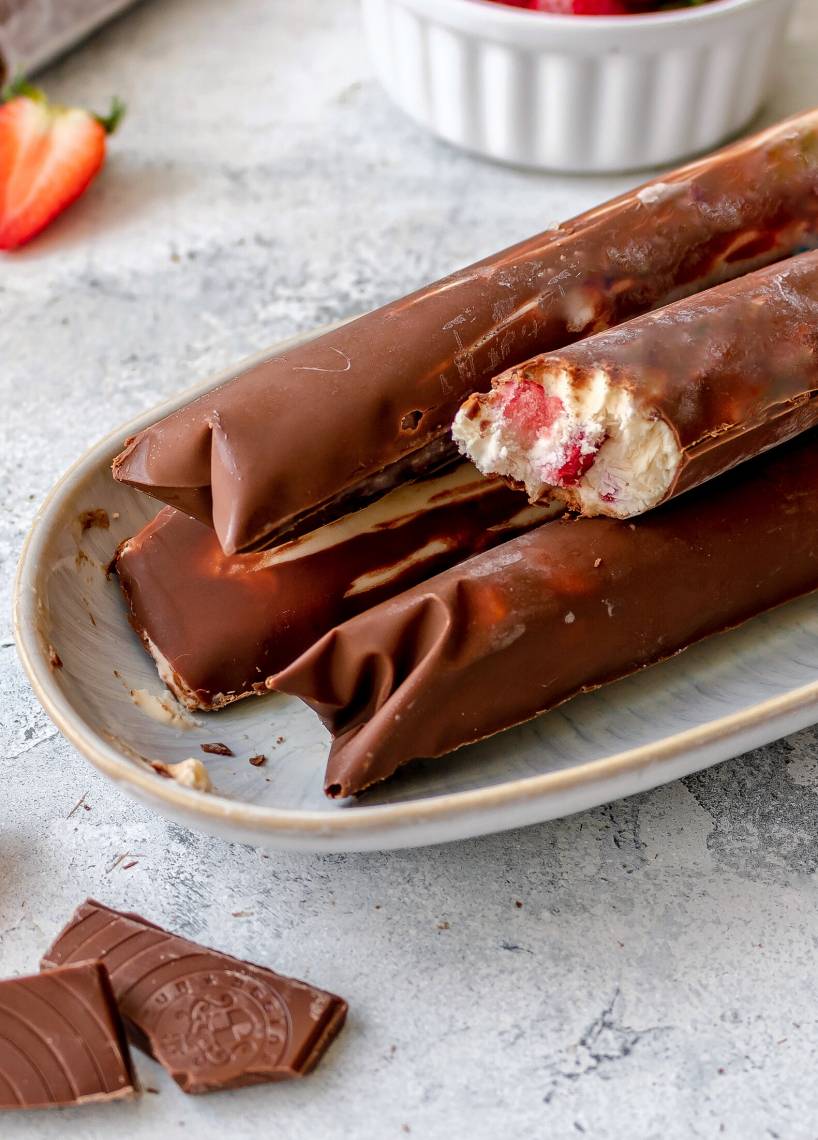 Lody truskawkowo-czekoladowe w woreczkach
