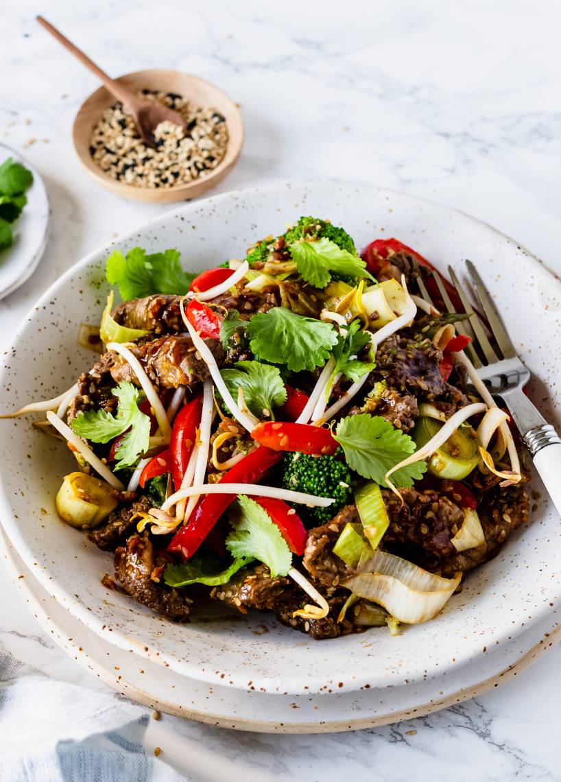 Azjatyckie paski wołowiny z sosem teriyaki