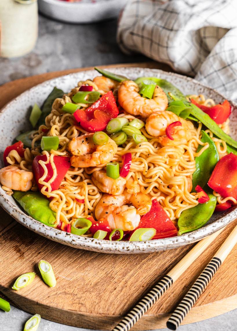 Pikantny makaron mie z krewetkami w 15 minut