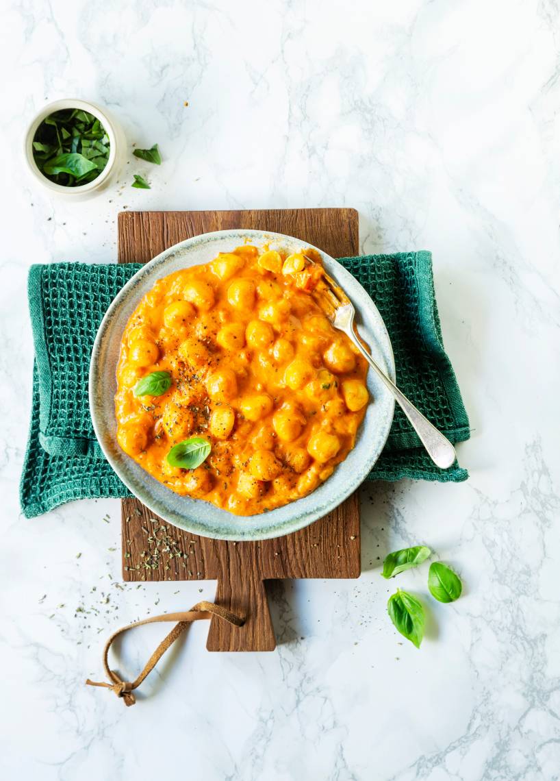 Gnocchi z pomidorami i mozzarellą